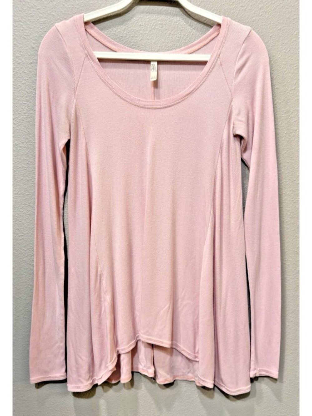 Free People Pale Pink Ribbed LS Stretchy Shirt Tunic Distressed  Oversized Sz S